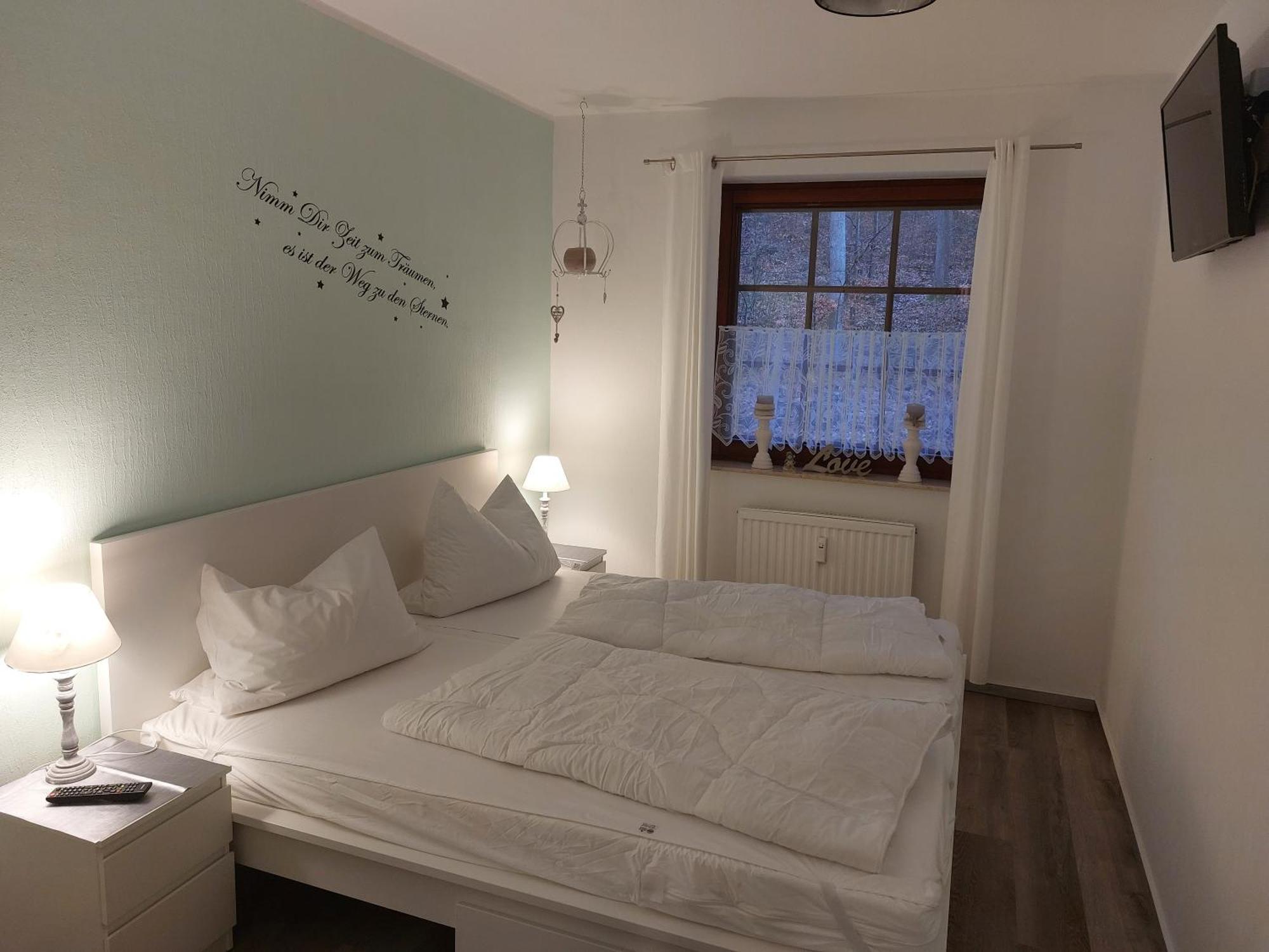 Ferienwohnung Waldzauber Бад Захса Екстериор снимка